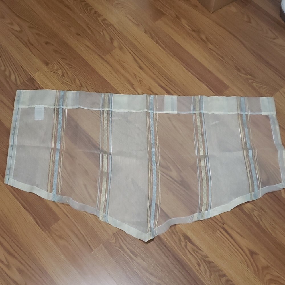 Cindy Crawford curtain panel valance